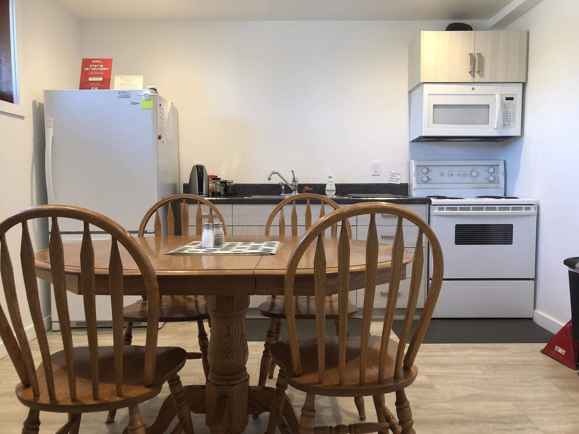 The Inn On College Saskatoon Extérieur photo