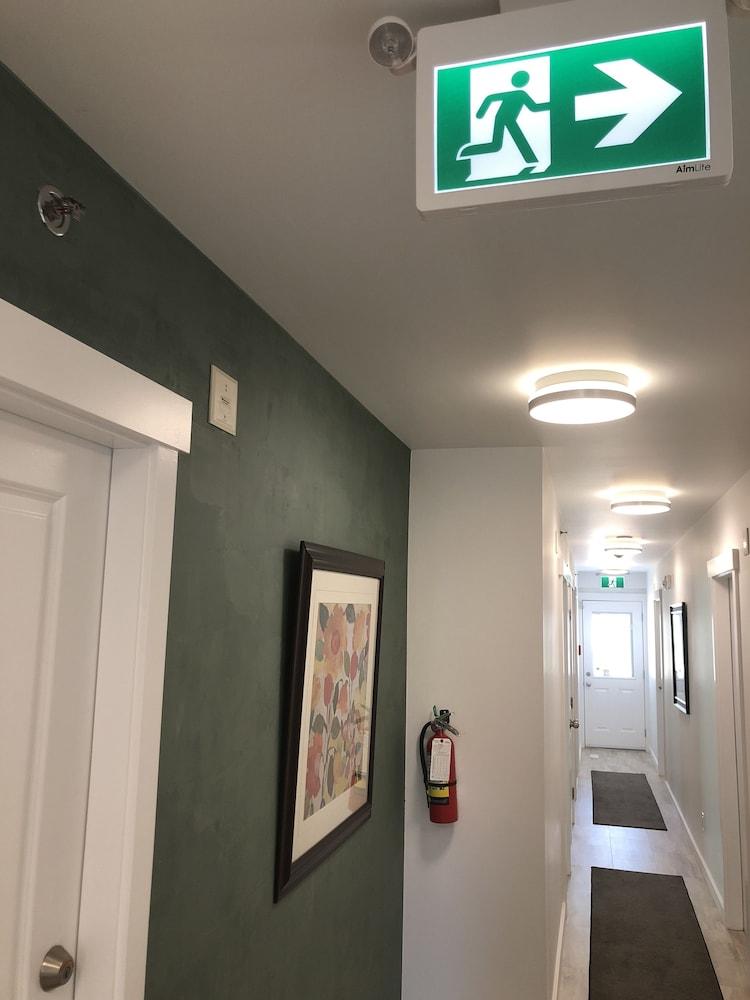 The Inn On College Saskatoon Extérieur photo