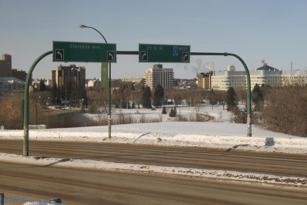 The Inn On College Saskatoon Extérieur photo