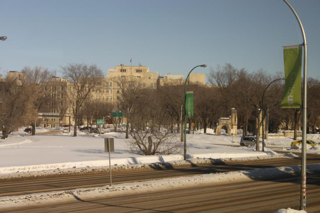 The Inn On College Saskatoon Extérieur photo