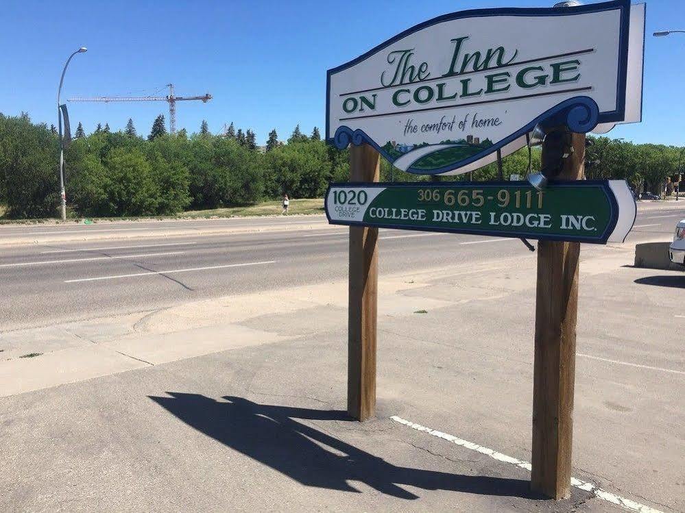 The Inn On College Saskatoon Extérieur photo